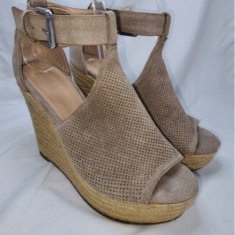 Marc Fisher Alison Taupe Perforated Leather Peep Toe Wedge Espadrilles Size 7.5
